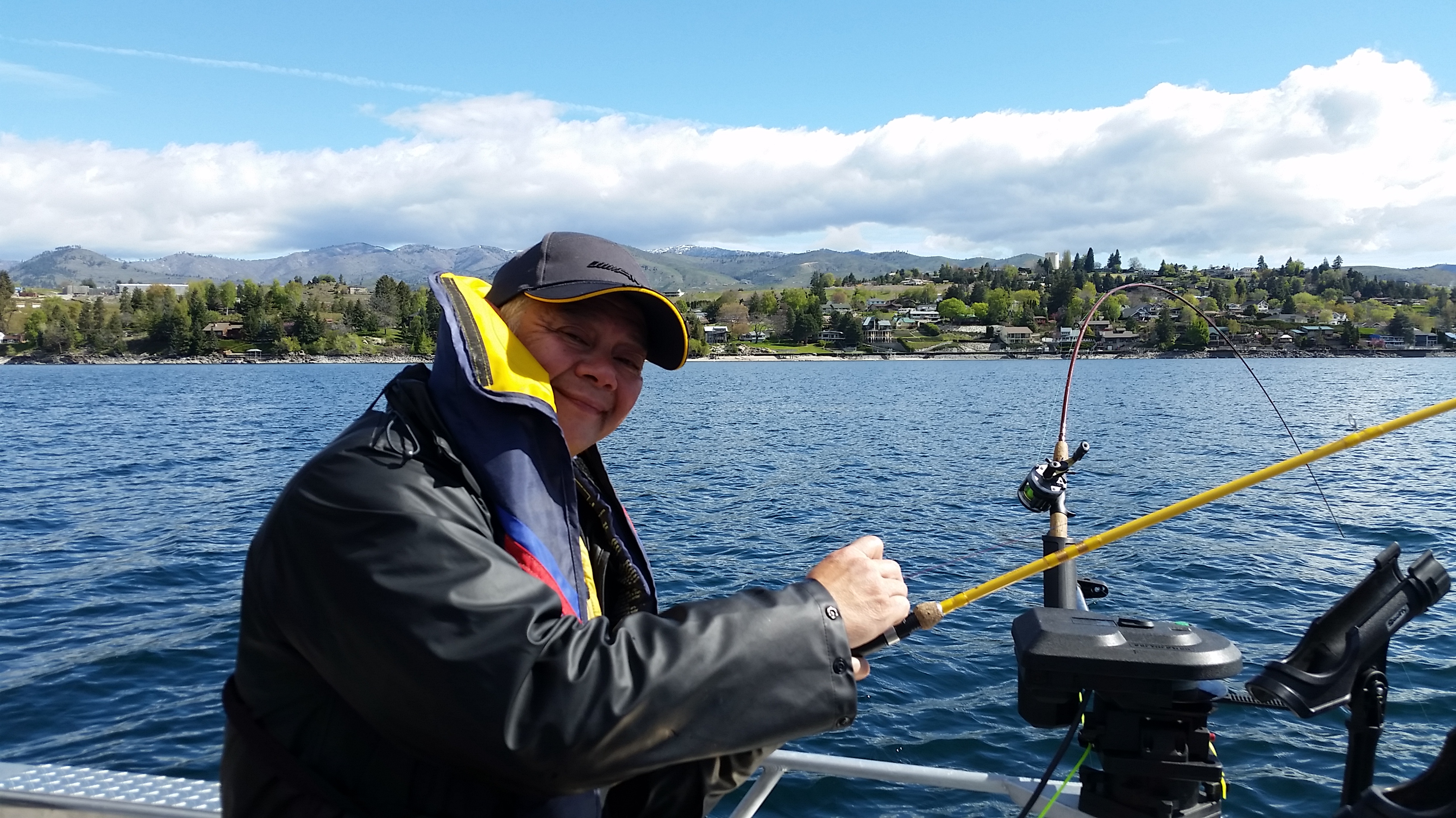 happy-fishing